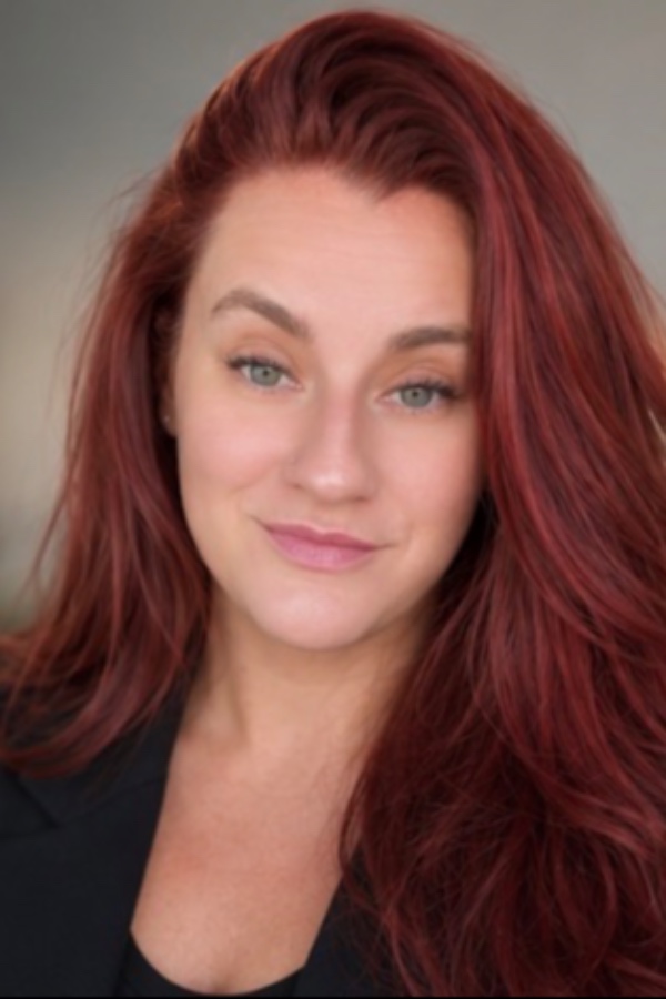 Cruise Brothers Travel Agent Allison Pink